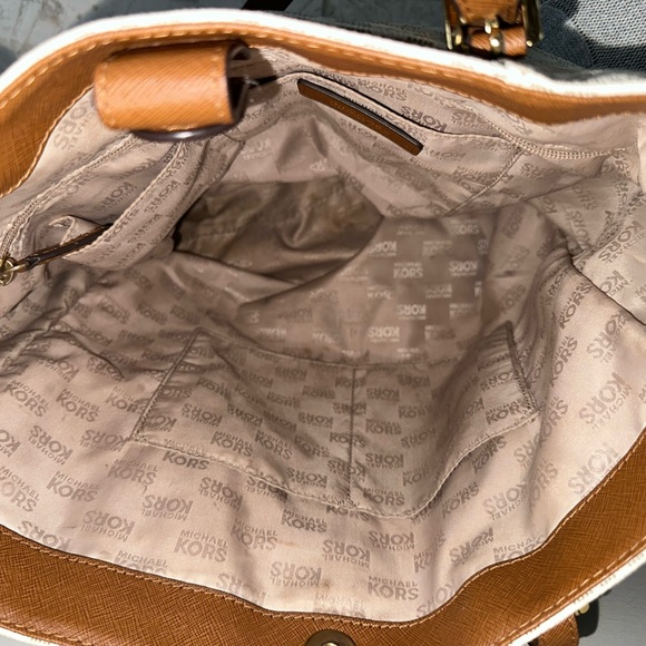 Michael Kors Tote - Picture 4 of 4